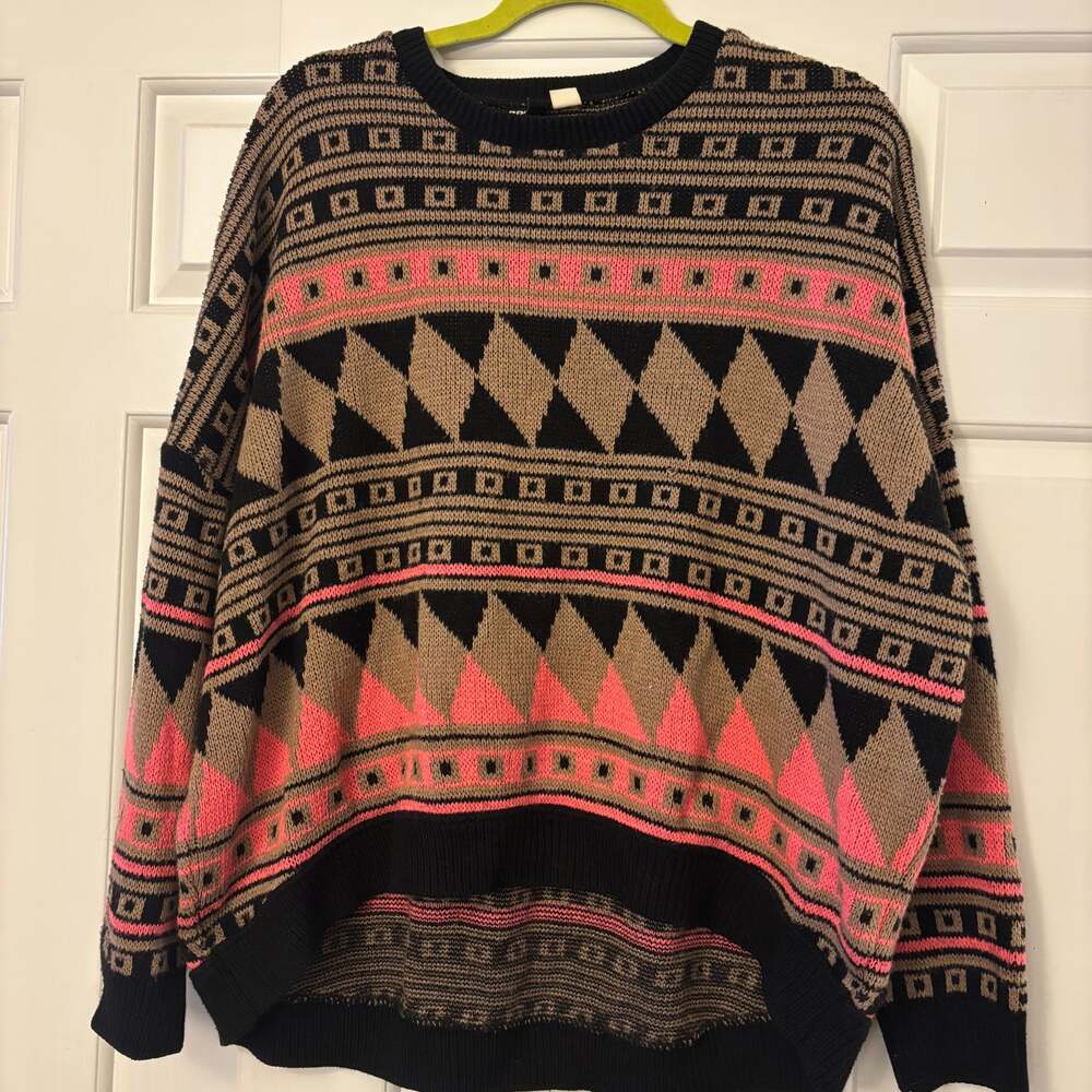 BDG Urban Outfitters Geometric Graphic Knit Sweater Black Taupe Hot Pink M